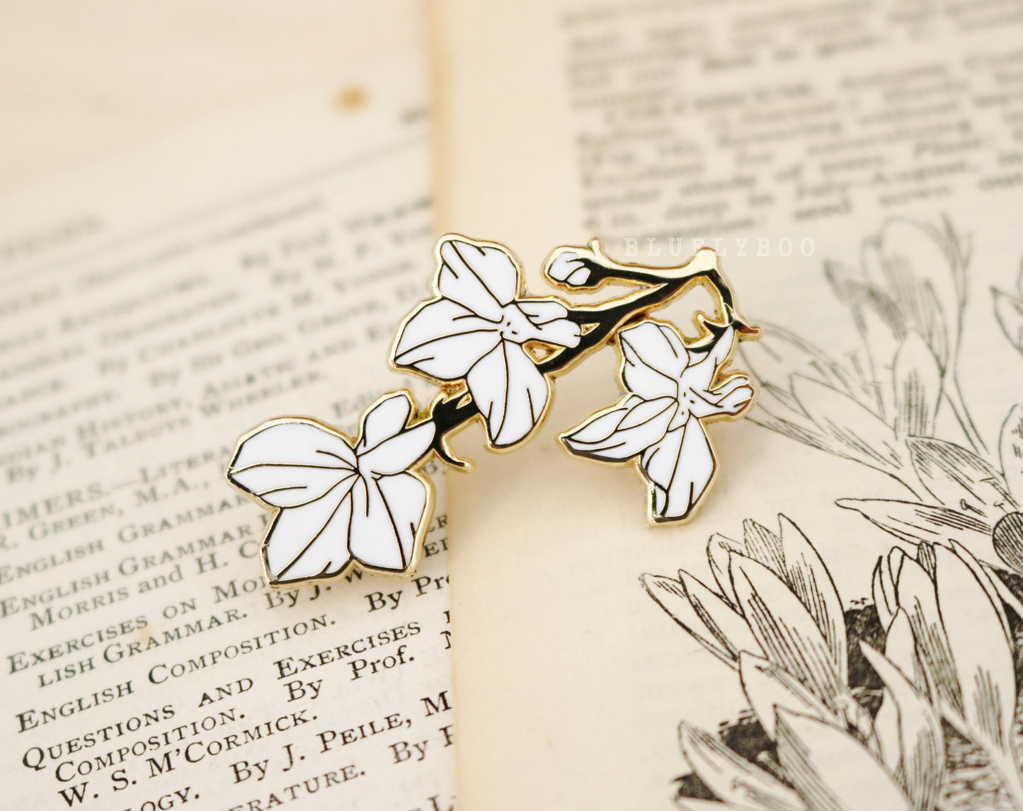 Lobelia Pin